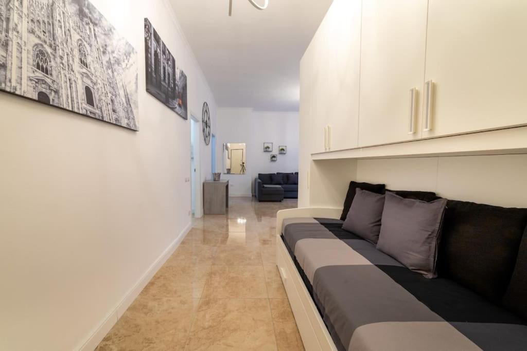 San Babila - Luxury Milanese Apartment Exterior photo