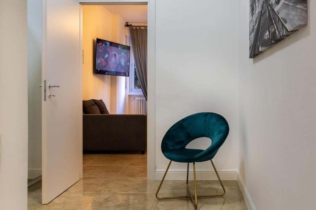 San Babila - Luxury Milanese Apartment Exterior photo